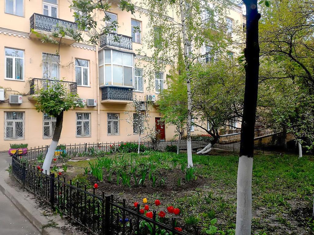 Home Hotel Apartments On Zoloti Vorota Киев Екстериор снимка